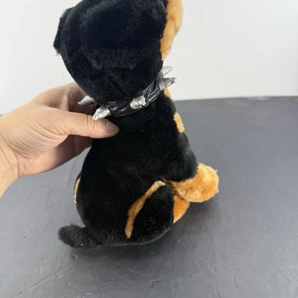 Rottweiler Dog Plush Stuff Animal Toy Network Spike Collar 2002 10